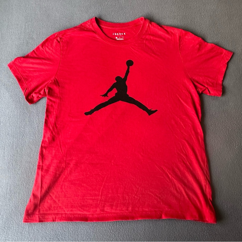 Nike Air Jordan Shirt Men's Large Crew Neck Red Big Jump Man Logo